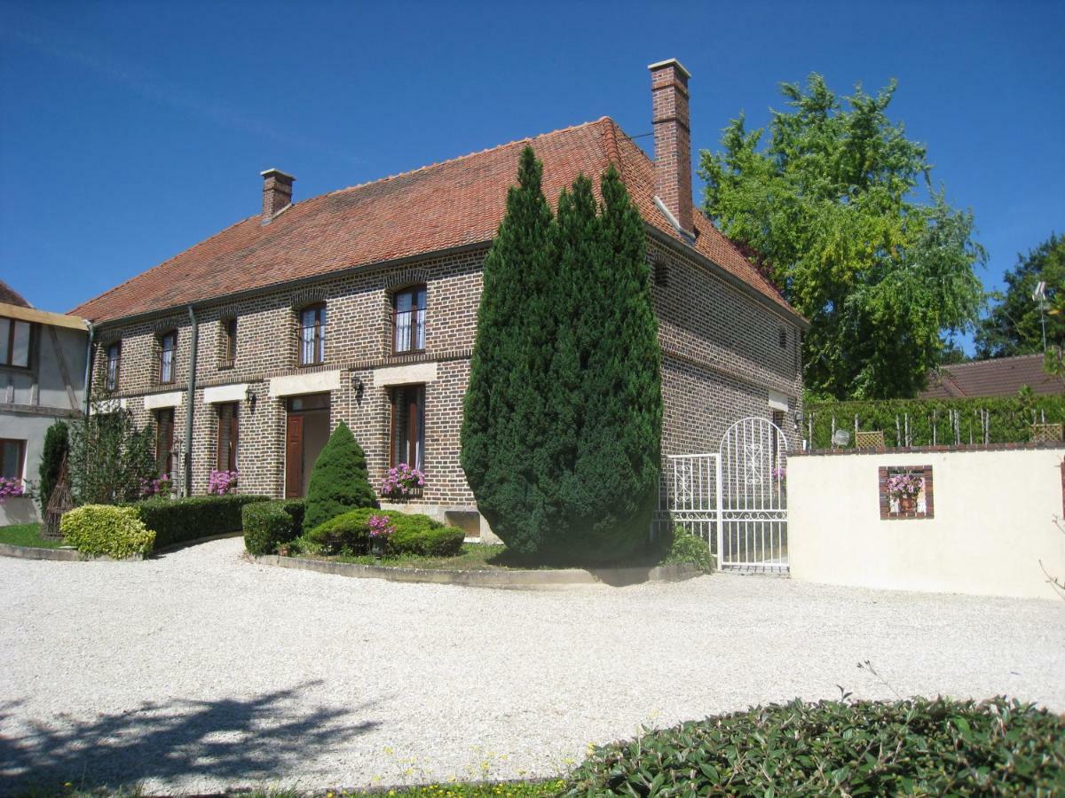 La Chambre D'Amis La Costignieres Montgueux Bagian luar foto